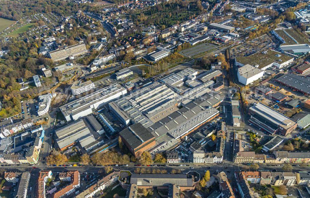 Aerial photograph Witten - Building and production halls on the premises of ZF Friedrichshafen AG on Mannesmannstrasse in Witten in the state North Rhine-Westphalia, Germany