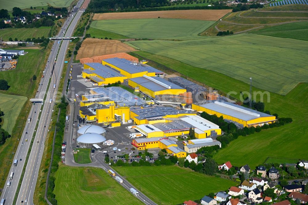 Aerial image Weidensdorf - Building and production halls on the premises of Friweika eG in Weidensdorf in the state Saxony, Germany