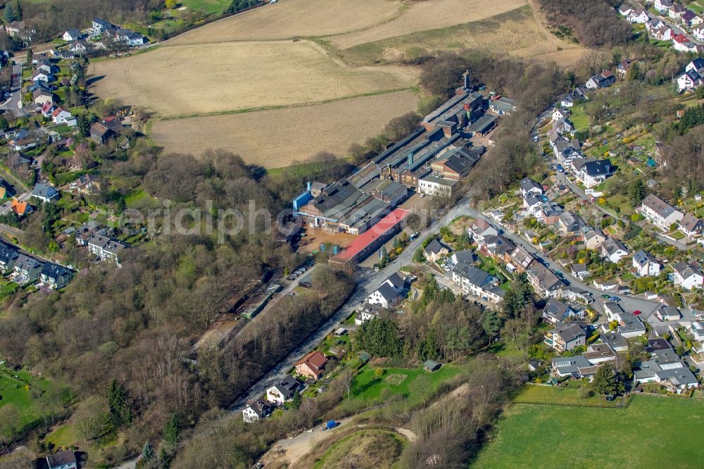 Aerial photograph Hagen - Building and production halls on the premises of GEWEKE Gusstechnik GmbH + Co. KG In of Geweke in Hagen in the state North Rhine-Westphalia, Germany