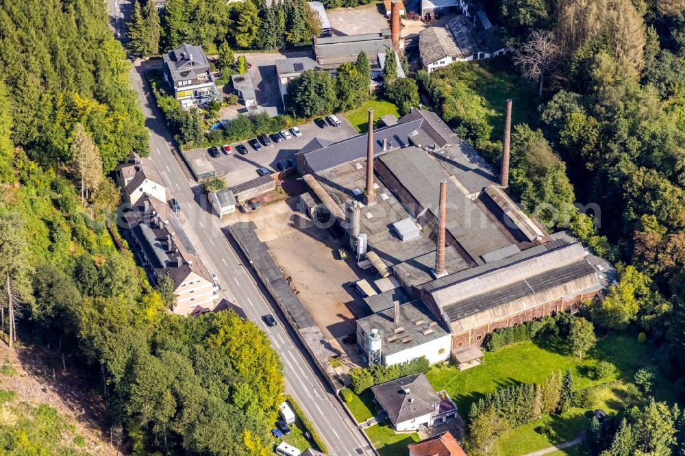 Aerial image Ennepetal - Building and production halls on the premises der Giesserei of J.D. Brackelsberg GmbH on Heilenbecker Strasse in Ennepetal in the state North Rhine-Westphalia, Germany