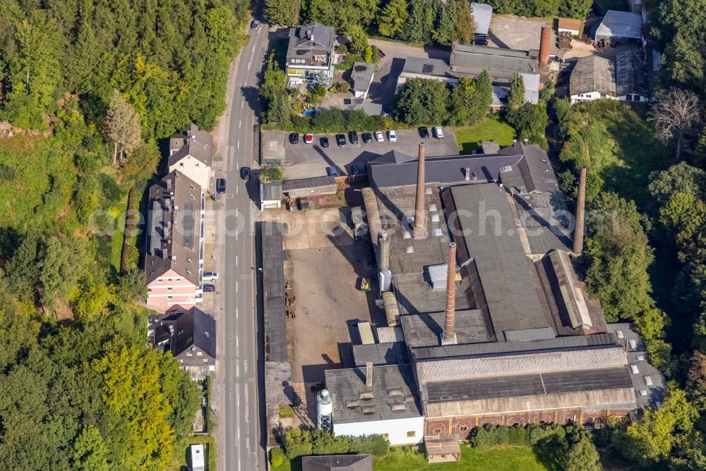 Aerial photograph Ennepetal - Building and production halls on the premises der Giesserei of J.D. Brackelsberg GmbH on Heilenbecker Strasse in Ennepetal in the state North Rhine-Westphalia, Germany