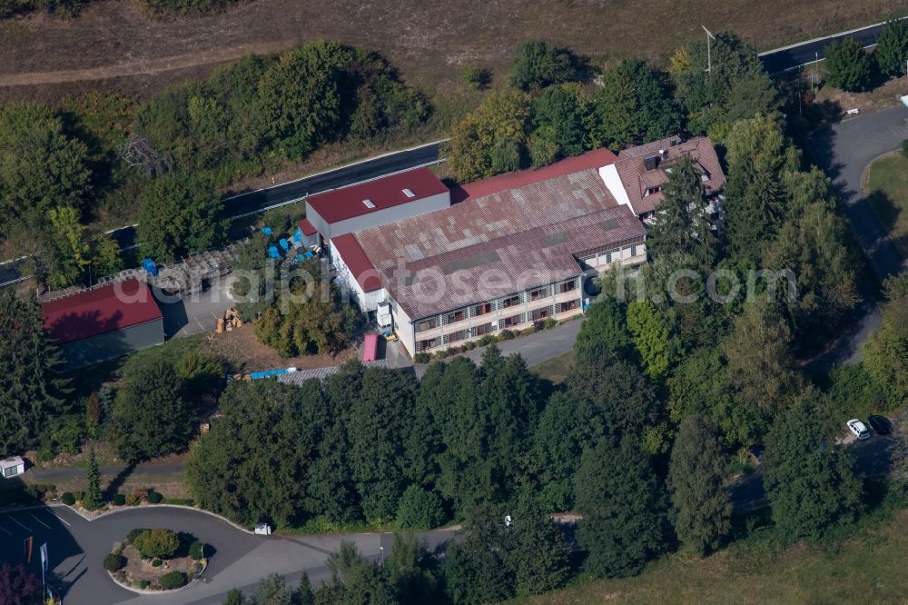 Wiesthal from the bird's eye view: Building and production halls on the premises of GKV Graupner Kunststoffverarbeitungs and -veredelung GmbH on Graupnerstrasse in the district Krommenthal in Wiesthal in the state Bavaria, Germany