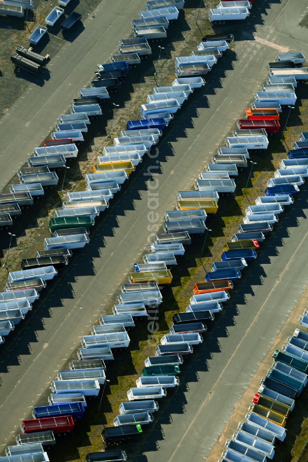 Gotha from the bird's eye view: Buildings, production halls and truck trailer parking space on the factory premises of Gothaer Fahrzeugtechnik GmbH on Fliegerstrasse in Gotha in the state Thuringia, Germany