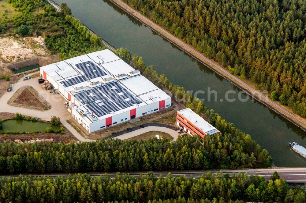 Aerial image Lüneburg - Building and production halls on the premises of Gummi-Waaren Compagnie AG in Lueneburg in the state Lower Saxony, Germany