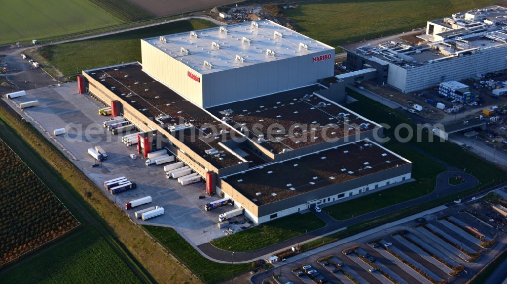 Grafschaft from above - Building and production halls on the premises of HARIBO GmbH in the district Ringen in Grafschaft in the state Rhineland-Palatinate, Germany