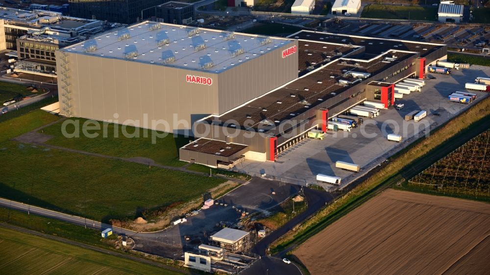 Grafschaft from above - Building and production halls on the premises of HARIBO GmbH in the district Ringen in Grafschaft in the state Rhineland-Palatinate, Germany