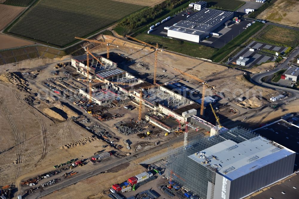 Grafschaft from above - Building and production halls on the premises of HARIBO GmbH in the district Ringen in Grafschaft in the state Rhineland-Palatinate, Germany