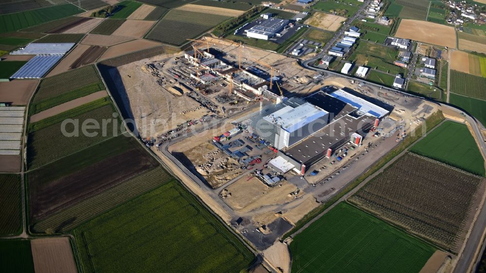 Aerial photograph Grafschaft - Building and production halls on the premises of HARIBO GmbH in the district Ringen in Grafschaft in the state Rhineland-Palatinate, Germany