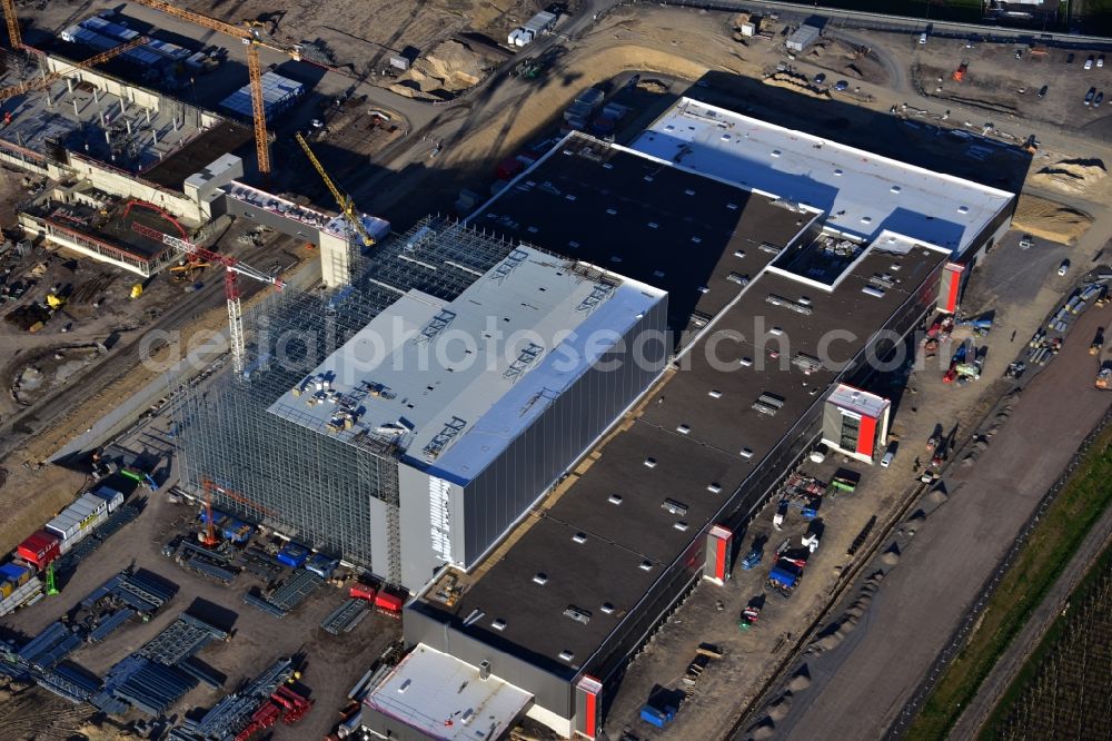 Grafschaft from above - Building and production halls on the premises of HARIBO GmbH in the district Ringen in Grafschaft in the state Rhineland-Palatinate, Germany