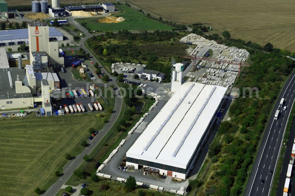 Heidegrund from above - Building and production halls on the premises of Heidelberger Betonelemente GmbH on Muehlenstrasse in the district Weickelsdorf in Heidegrund in the state Saxony-Anhalt, Germany