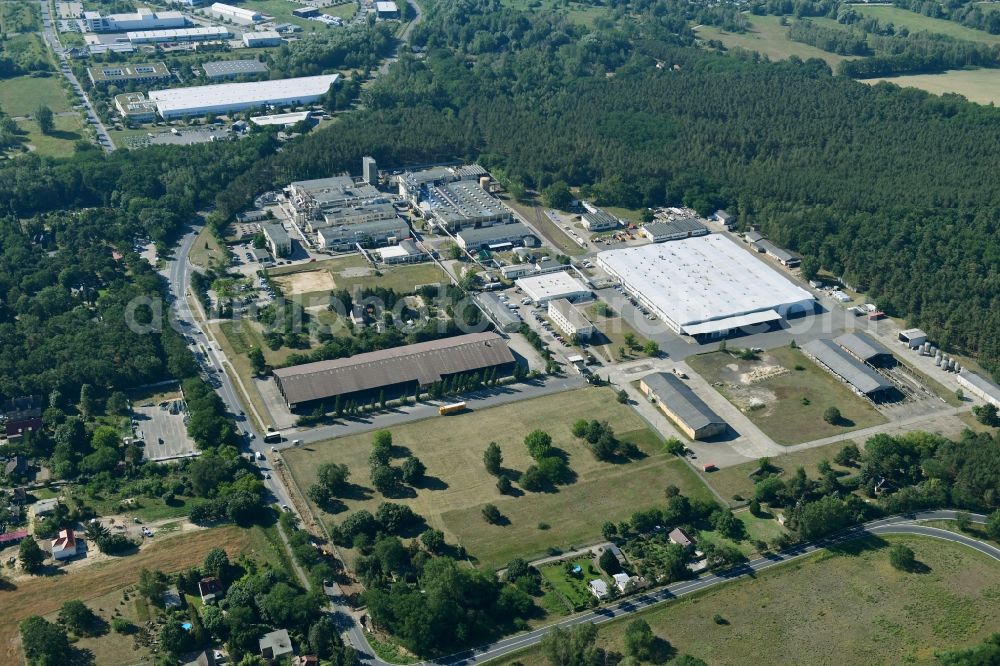 Werder (Havel) from the bird's eye view: Building and production halls on the premises of Herbstreith & Fox KG in Werder (Havel) in the state Brandenburg, Germany