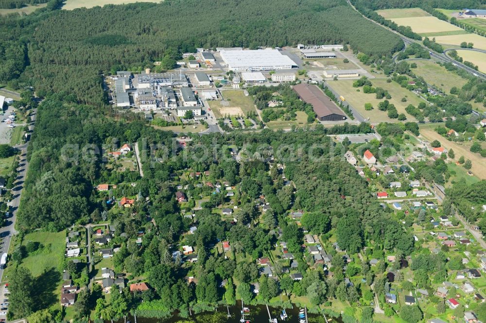 Werder (Havel) from the bird's eye view: Building and production halls on the premises of Herbstreith & Fox KG in Werder (Havel) in the state Brandenburg, Germany