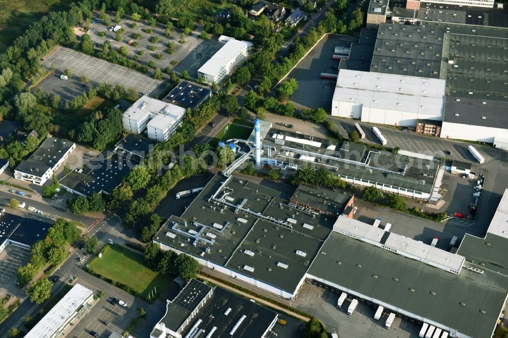 Schenefeld from the bird's eye view: Building and production halls on the premises of Hermes Schleifmittel GmbH & CO. KG on Osterbrooksweg in Schenefeld in the state Schleswig-Holstein