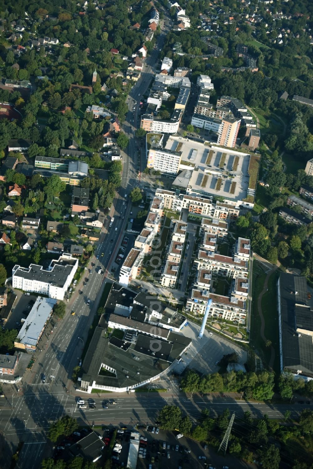 Hamburg from the bird's eye view: Building and production halls on the premises of Hermes Schleifmittel GmbH & CO. KG Luruper an der Hauptstrasse in Hamburg