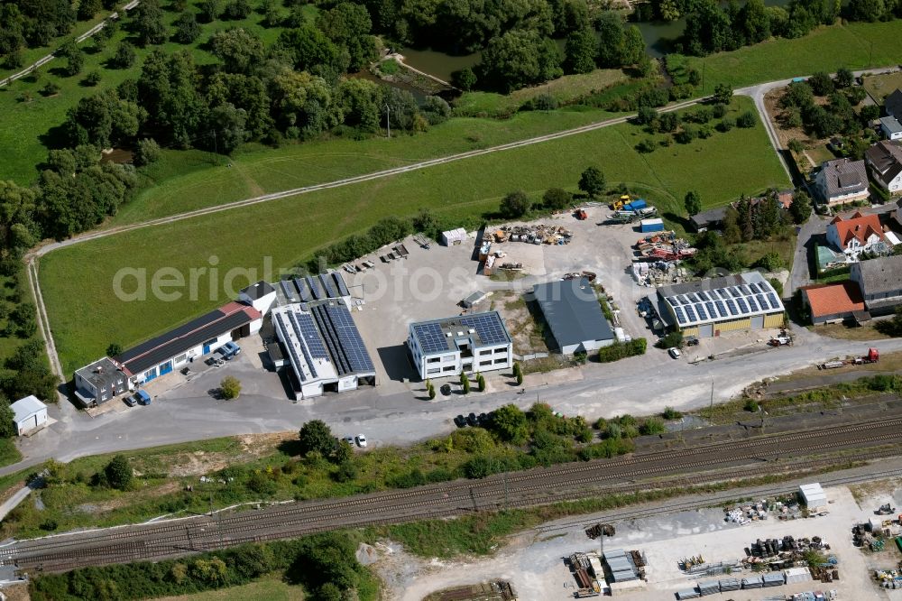 Aerial photograph Lauda-Königshofen - Building and production halls on the premises of Hofmann Flachdach GmbH & Co.KG in the Eisenbahnstrasse in Lauda-Koenigshofen in the state Baden-Wurttemberg, Germany