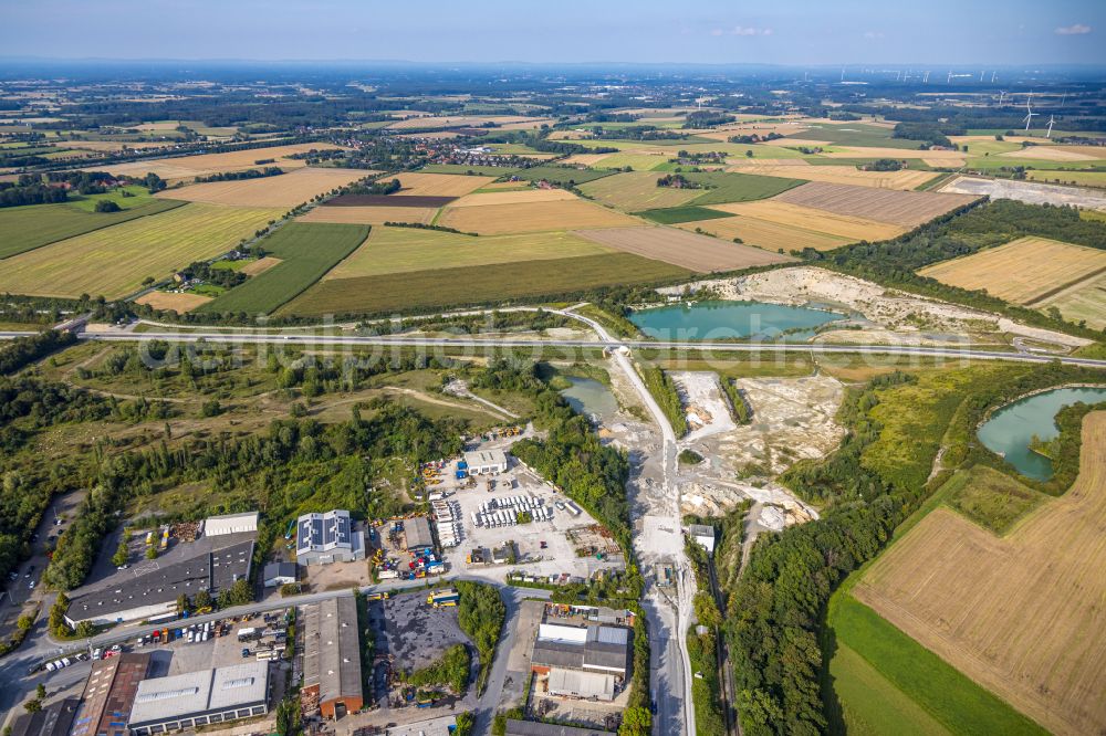 Beckum from above - Building and production halls on the premises of Holcim WestZement GmbH in Beckum in the state North Rhine-Westphalia, Germany