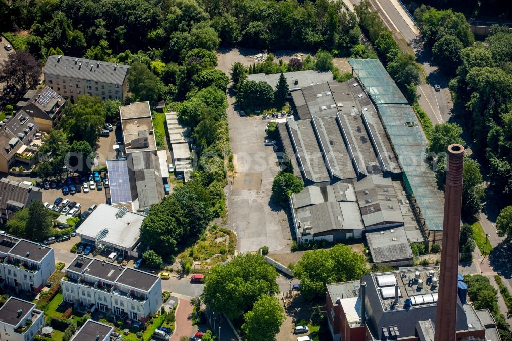 Aerial photograph Essen - Building and production halls on the premises of Holz Conrad - Heinrich Conrad GmbH + Co. KG in Essen in the state North Rhine-Westphalia