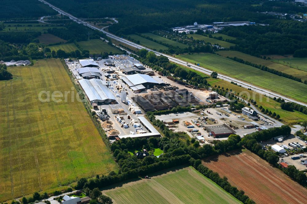 Aerial image Bornhöved - Building and production halls on the premises Holz Ruser GmbH & Co. KG on street Kleine Heide in Bornhoeved in the state Schleswig-Holstein, Germany