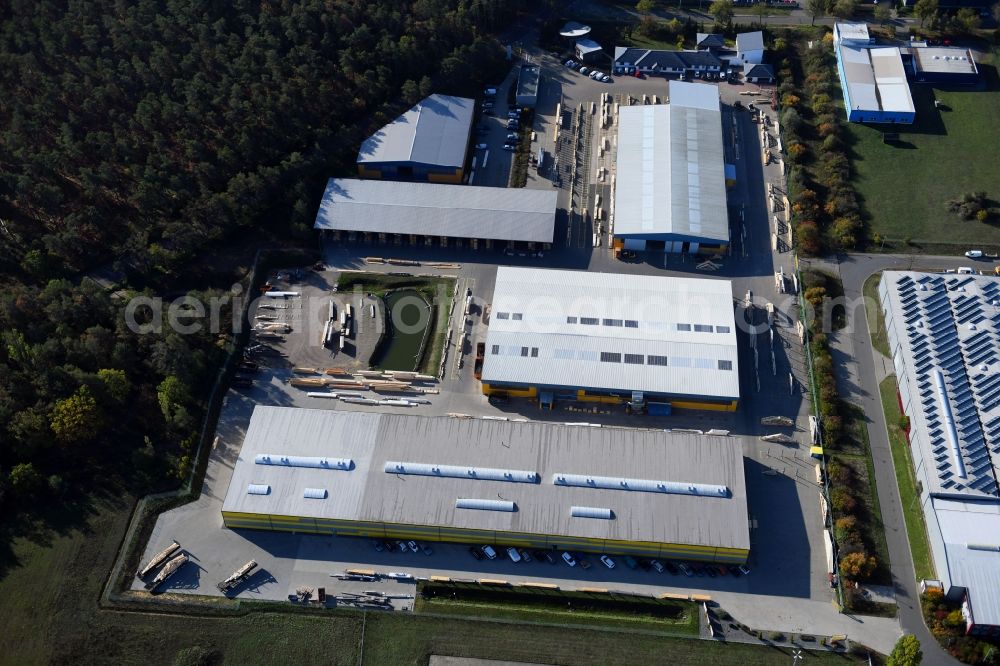 Aerial image Burg - Building and production halls on the premises of Ing.-Holzbau Schnoor GmbH & Co. KG on Tuchmacherweg in Burg in the state Saxony-Anhalt, Germany