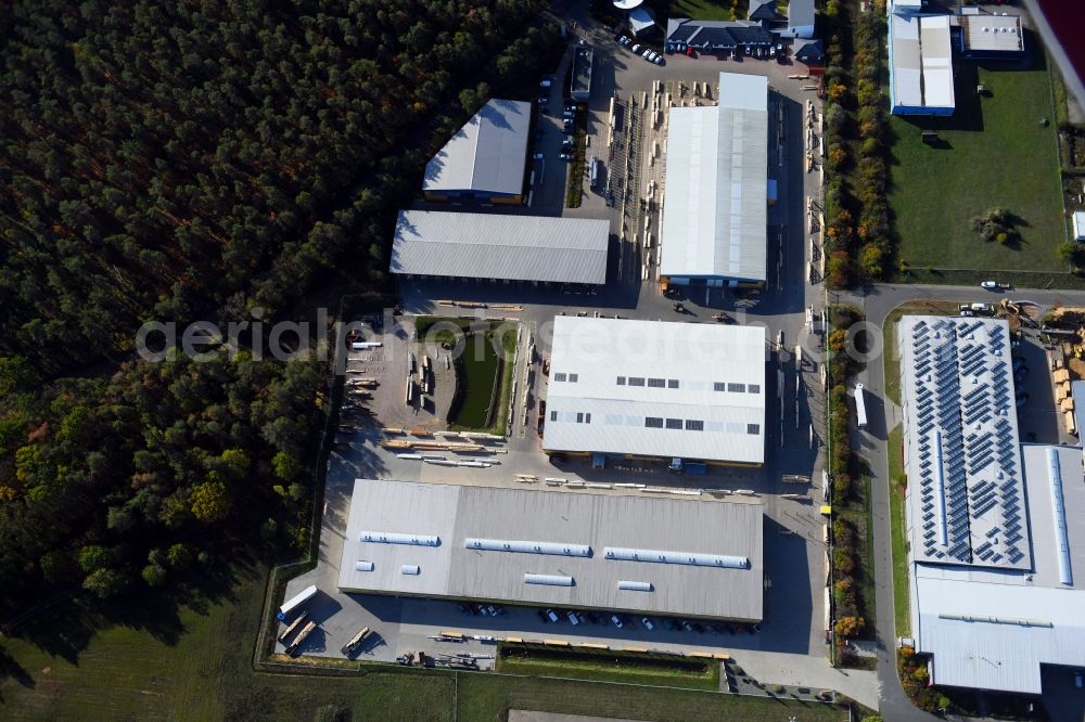 Burg from above - Building and production halls on the premises of Ing.-Holzbau Schnoor GmbH & Co. KG on Tuchmacherweg in Burg in the state Saxony-Anhalt, Germany