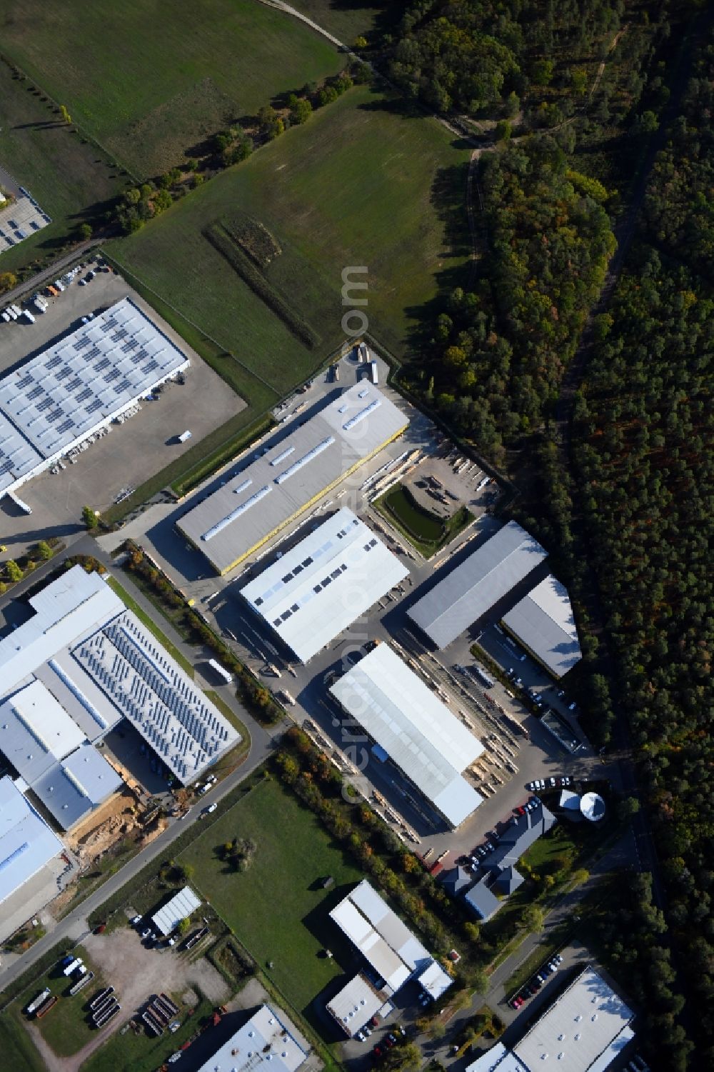 Aerial image Burg - Building and production halls on the premises of Ing.-Holzbau Schnoor GmbH & Co. KG on Tuchmacherweg in Burg in the state Saxony-Anhalt, Germany