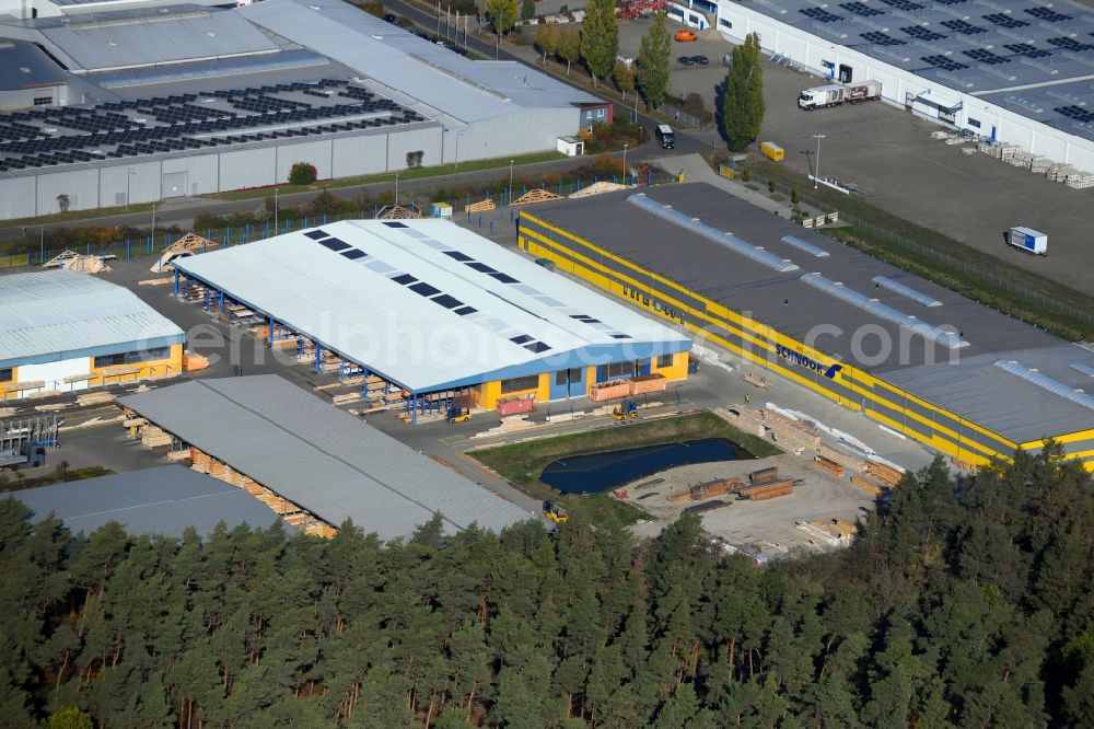 Aerial image Burg - Building and production halls on the premises of Ing.-Holzbau Schnoor GmbH & Co. KG on Tuchmacherweg in Burg in the state Saxony-Anhalt, Germany