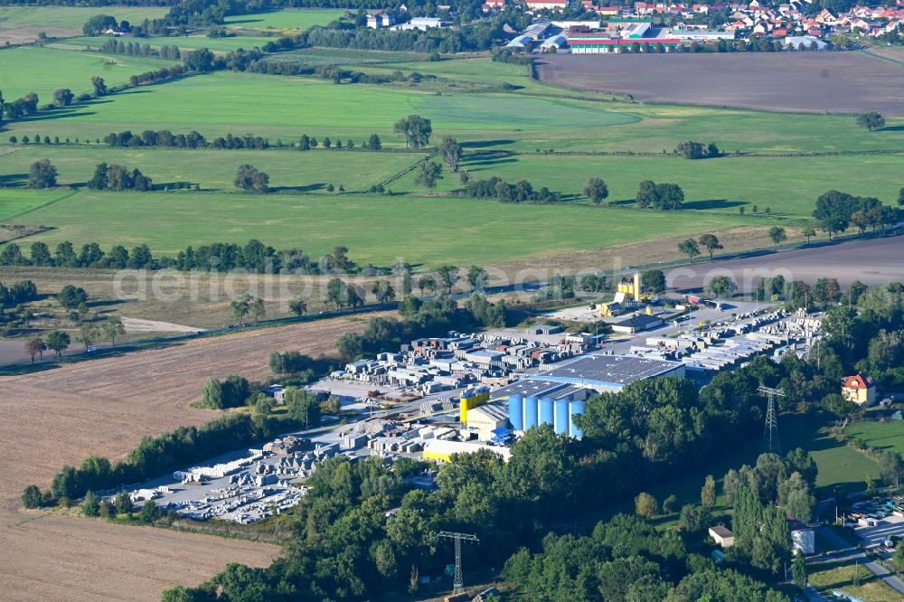 Aerial photograph Telz - Building and production halls on the premises KANN GmbH Baustoffwerke Mittenwalde in Telz in the state Brandenburg, Germany