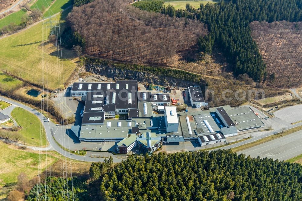 Eslohe (Sauerland) from the bird's eye view: Building and production halls on the premises of KettenWulf Betriebs GmbH Zum Hohenstein in Eslohe (Sauerland) in the state North Rhine-Westphalia, Germany