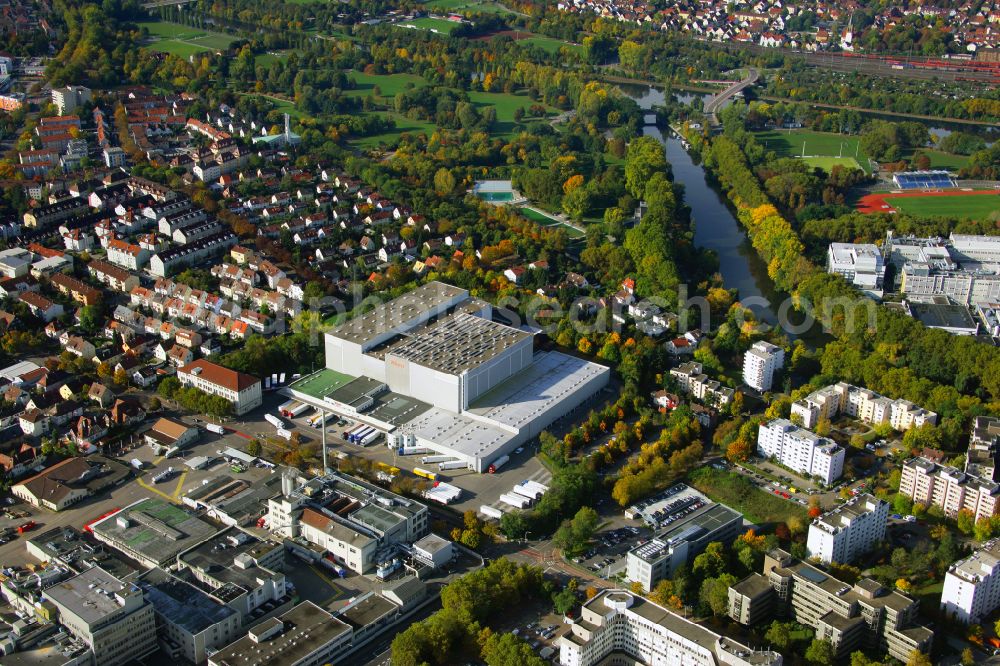 Aerial photograph Heilbronn - Building and production halls on the premises of Knorr - Unilever Deutschland GmbH on street Besigheimer Strasse in Heilbronn in the state Baden-Wuerttemberg, Germany