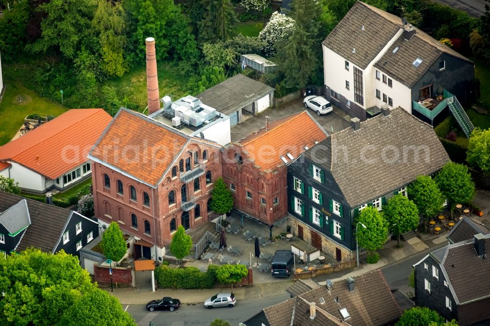 Aerial photograph Gevelsberg - Building and production halls on the premises of the Kornbrennerei Bettina Bothe at the Elberfelder Strasse in Gevelsberg in the state North Rhine-Westphalia