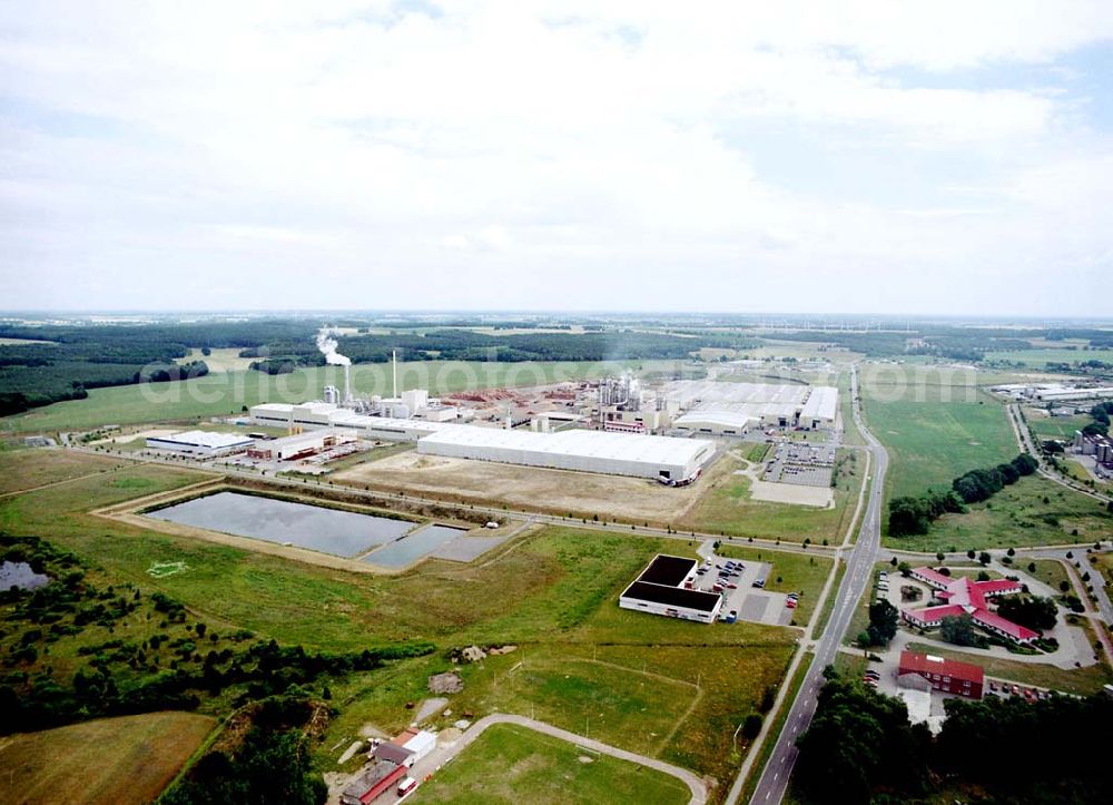 Heiligengrabe / Mecklenburg-Vorpommern from above - Werksgelände der KRONOTEX GmbH im Gewerbegebiet Heiligengrabe. Datum: 27.06.03