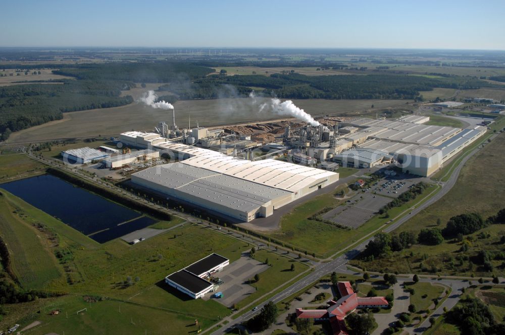 Heiligengrabe from above - Building and production halls on the premises of KRONOTEX GmbH in Heiligengrabe in the state Brandenburg, Germany