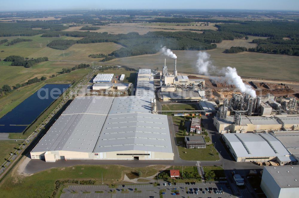 Heiligengrabe from the bird's eye view: Building and production halls on the premises of KRONOTEX GmbH in Heiligengrabe in the state Brandenburg, Germany