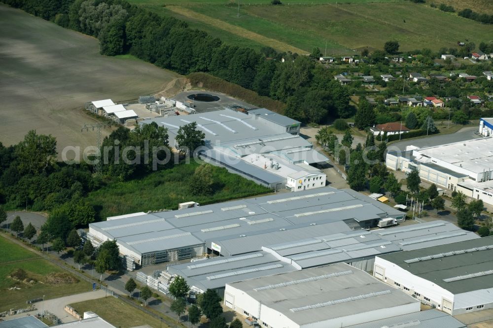 Aerial image Ludwigslust - Building and production halls on the premises of the Lewens Sonnenschutz-Systeme GmbH & Co. KG in Ludwigslust in the state Mecklenburg - Western Pomerania