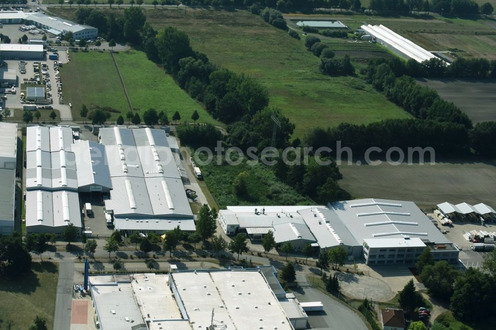 Aerial image Ludwigslust - Building and production halls on the premises of the Lewens Sonnenschutz-Systeme GmbH & Co. KG in Ludwigslust in the state Mecklenburg - Western Pomerania