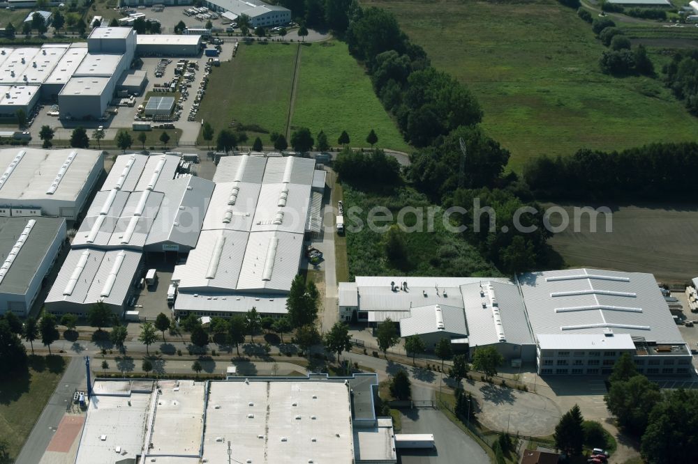 Aerial photograph Ludwigslust - Building and production halls on the premises of the Lewens Sonnenschutz-Systeme GmbH & Co. KG in Ludwigslust in the state Mecklenburg - Western Pomerania