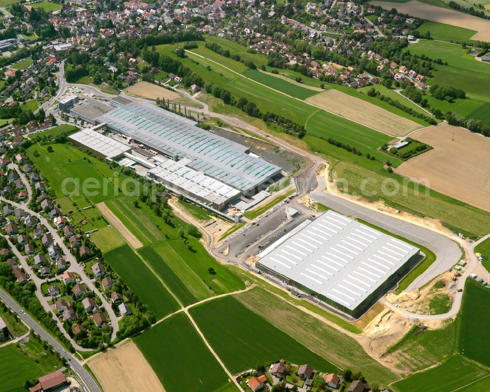 Ochsenhausen from the bird's eye view: Building and production halls on the premises Liebherr-Hausgeraete Ochsenhausen GmbH Liebherr-Hausgeraete-Kundenzentrum on Memminger Str in Ochsenhausen in the state Baden-Wuerttemberg, Germany