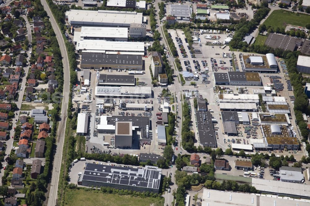 Unterschleißheim from above - Building and production halls on the premises of Linde Aktiengesellschaft in the district Lohhof in Unterschleissheim in the state Bavaria, Germany