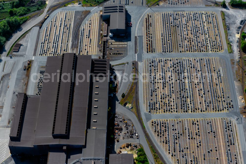 Bremen from the bird's eye view: Building and production halls on the premises von Linde in Bremen, Germany