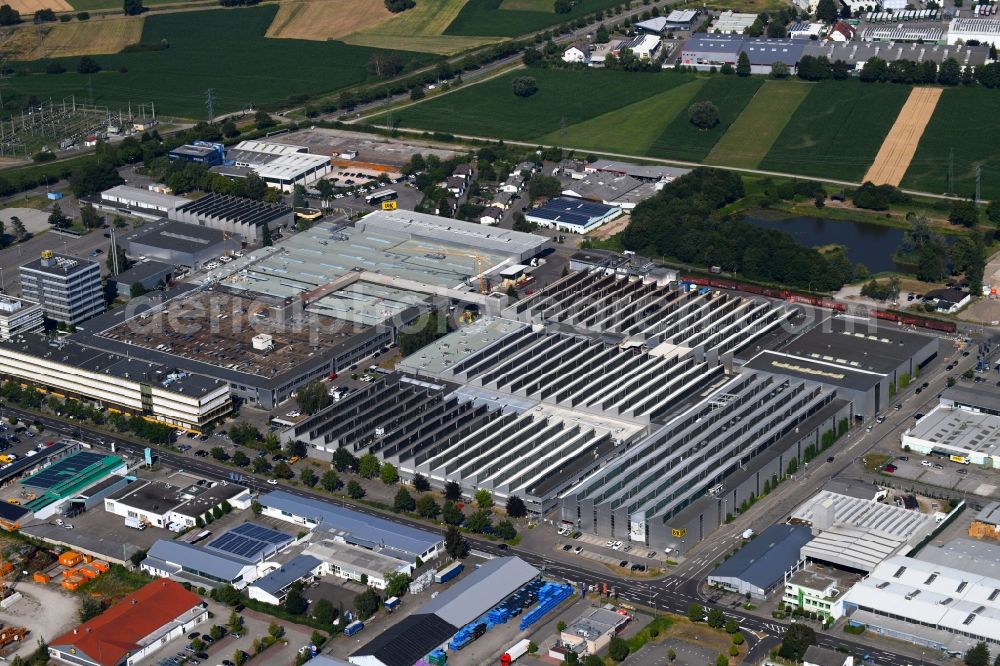 Aerial photograph Bühl - Building and production halls on the premises of LuK GmbH & Co. KG on Dr.-Georg-Schaeffler-Strasse in Buehl in the state Baden-Wurttemberg, Germany