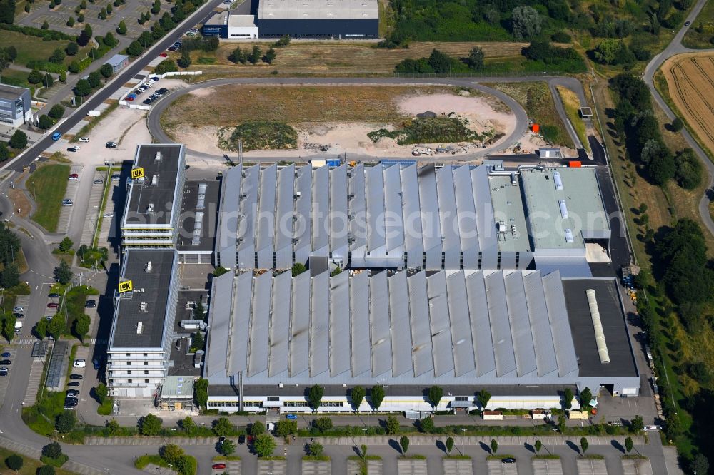 Bühl from the bird's eye view: Building and production halls on the premises of LuK GmbH & Co. KG on Bussmatten in Buehl in the state Baden-Wurttemberg, Germany