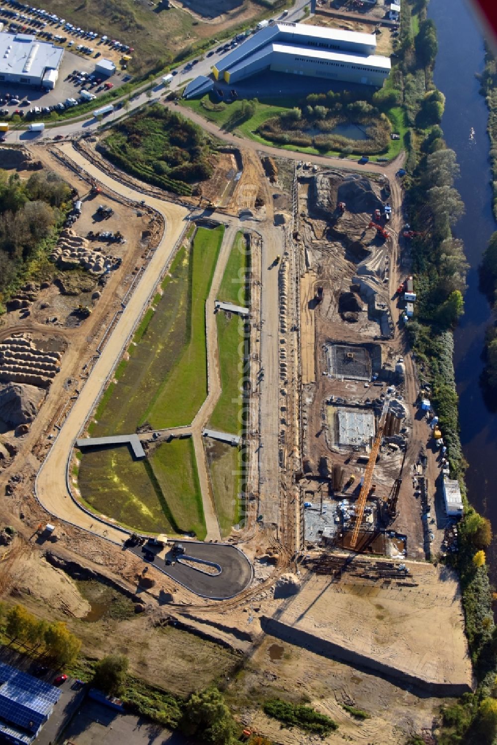 Aerial photograph Hamburg - Building and production halls on the premises of LZN Laser Zentrum Nord GmbH Am Schleusengraben in the district Bergedorf in Hamburg, Germany