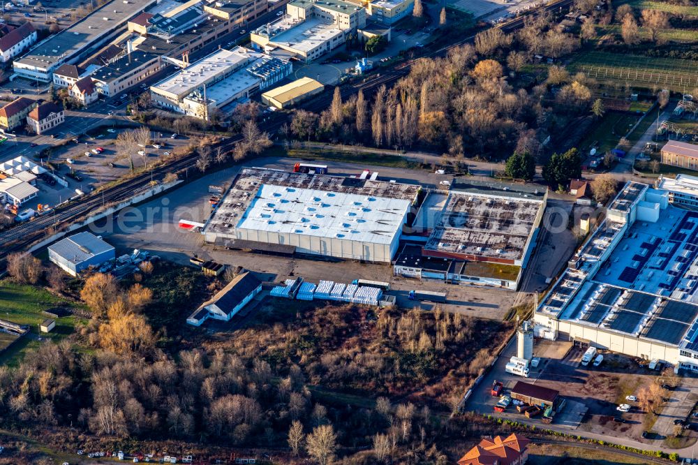 Edenkoben from above - Building and production halls on the premises of MAG Edenkoben GbR on street Venninger Strasse in Edenkoben in the state Rhineland-Palatinate, Germany