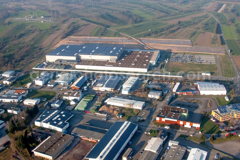 Aerial image Kuppenheim - Building and production halls on the premises of Mercedes Benz factory Kuppenheim in Kuppenheim in the state Baden-Wuerttemberg, Germany