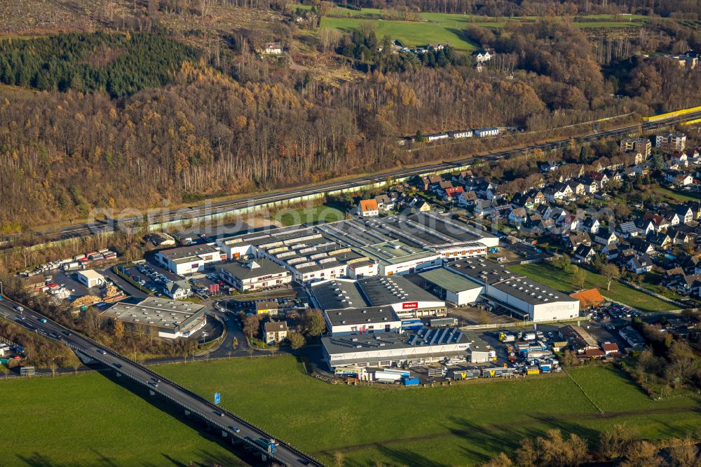 Aerial photograph Arnsberg - Building and production halls on the premises of Miele Vertriebsgesellschaft Deutschland KG on Breddestrasse in Arnsberg in the state North Rhine-Westphalia, Germany