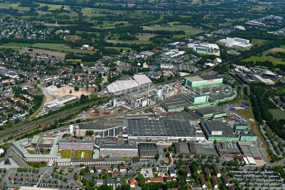 Aerial image Gütersloh - Building and production halls on the premises of Miele & Cie. KG on Carl-Miele-Strasse in the district Spexard in Guetersloh in the state North Rhine-Westphalia, Germany