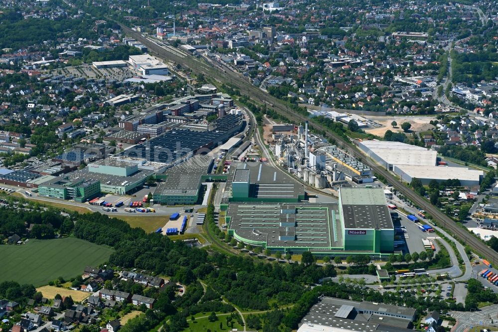 Gütersloh from above - Building and production halls on the premises of Miele & Cie. KG on Carl-Miele-Strasse in the district Spexard in Guetersloh in the state North Rhine-Westphalia, Germany