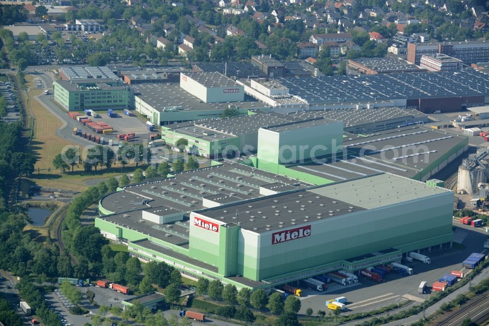 Aerial image Gütersloh - Building and production halls on the premises of Miele & Cie. KG in Guetersloh in the state North Rhine-Westphalia