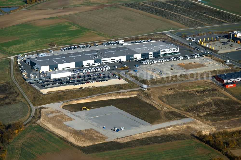 Aerial photograph Schlüsselfeld - Building and production halls on the premises of MORELO Reisemobile on Helmut-Reimann-Strasse in Schluesselfeld in the state Bavaria, Germany