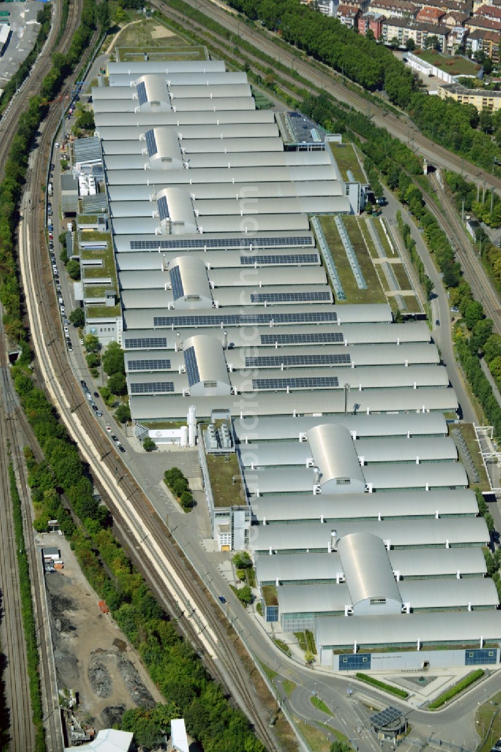 Stuttgart from above - Building and production halls on the premises Cannstadt of Mercedes Benz AG in Stuttgart in the state Baden-Wuerttemberg